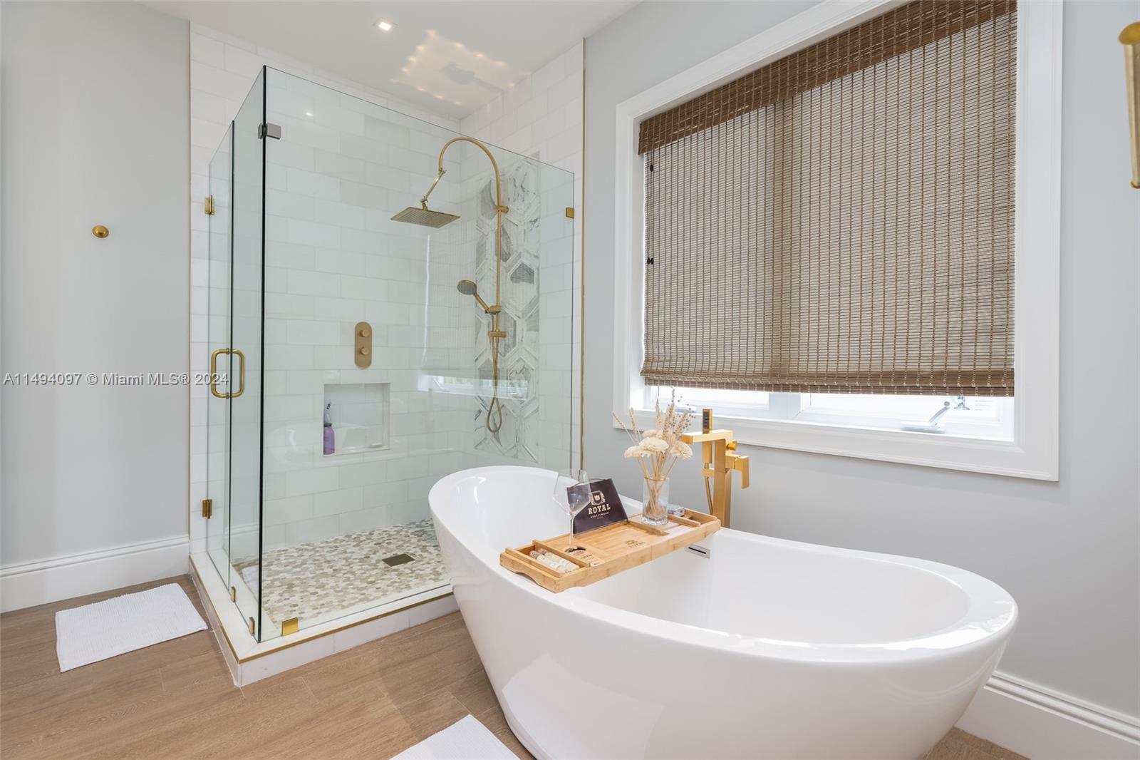 PLANTATION KEY COLONY REV - Residential