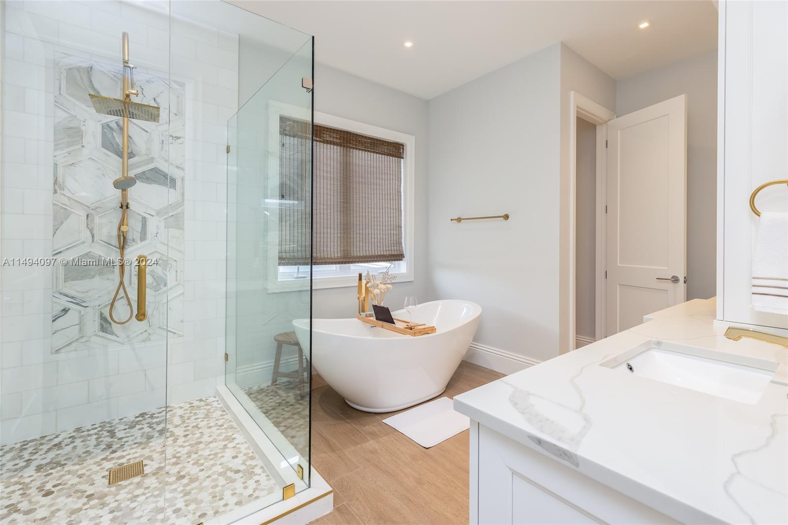 PLANTATION KEY COLONY REV - Residential