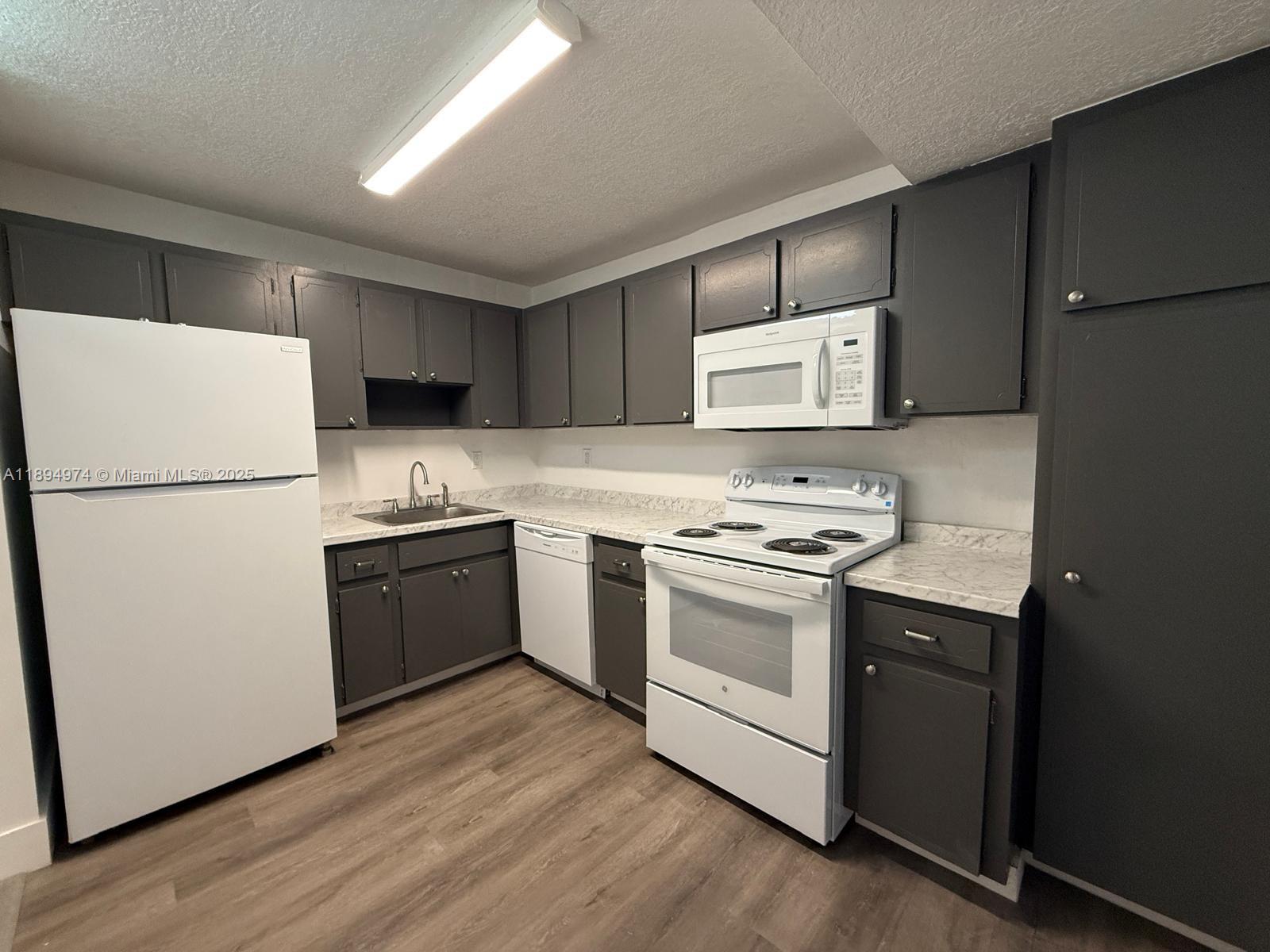 ISLE OF NORMANDY CONDO - Residential Lease