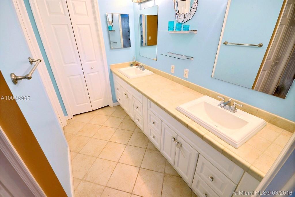 ROCK CREEK - Residential