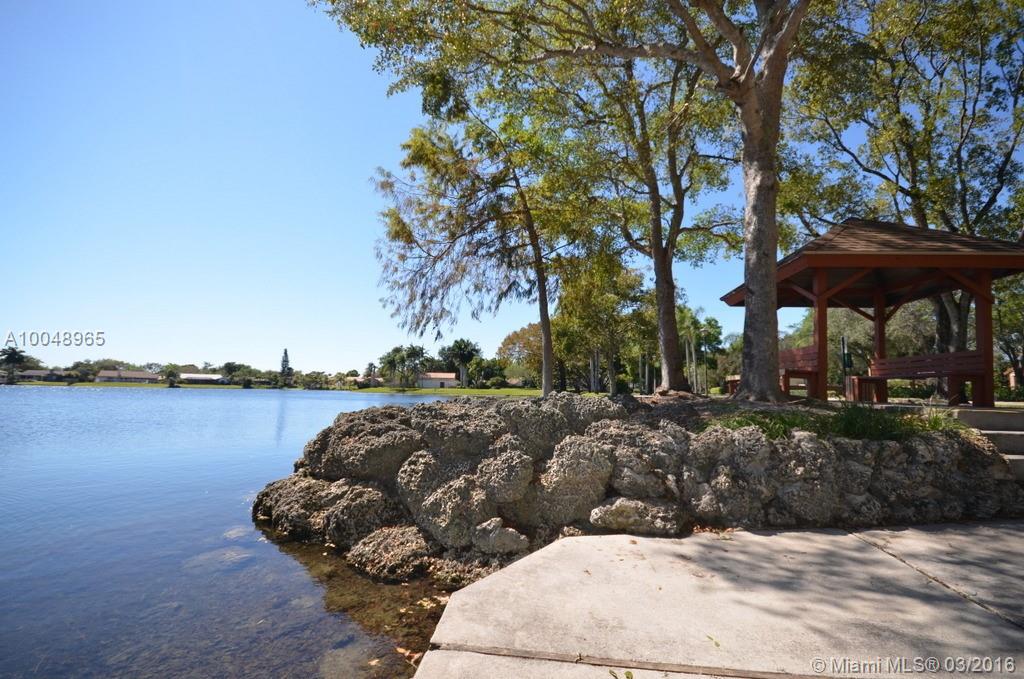 ROCK CREEK - Residential