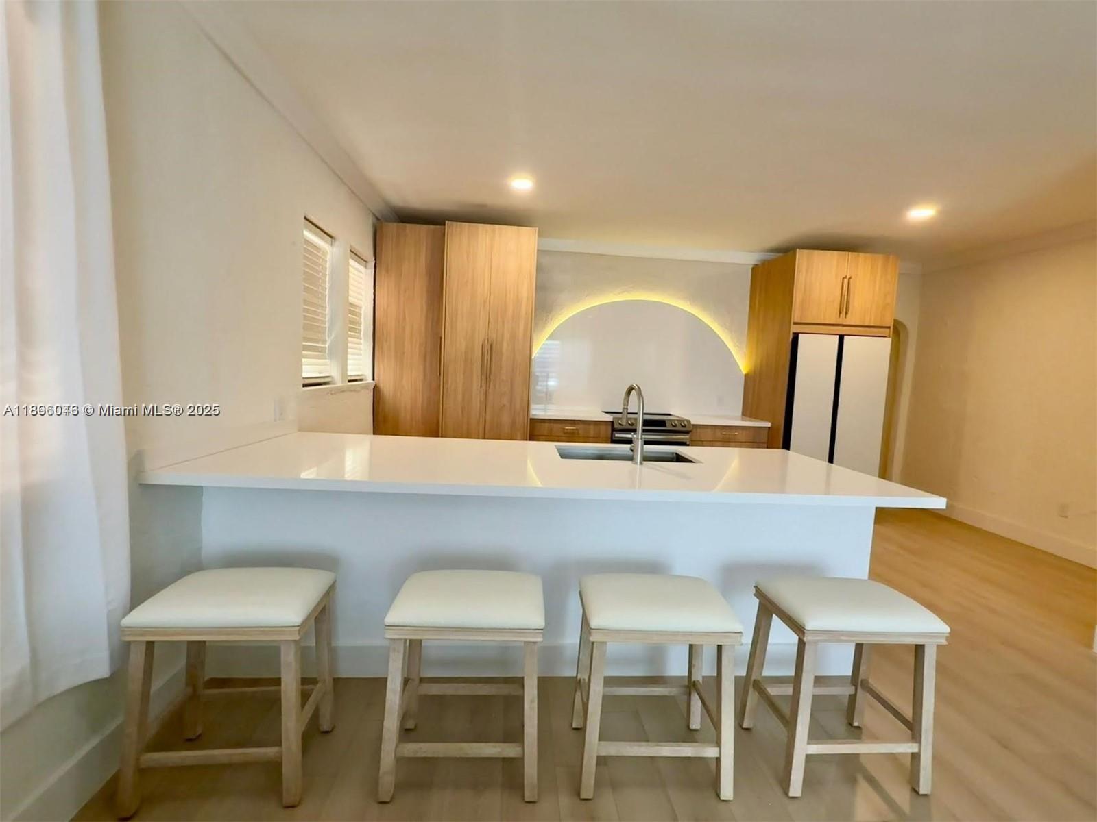 222 28th Street 3
