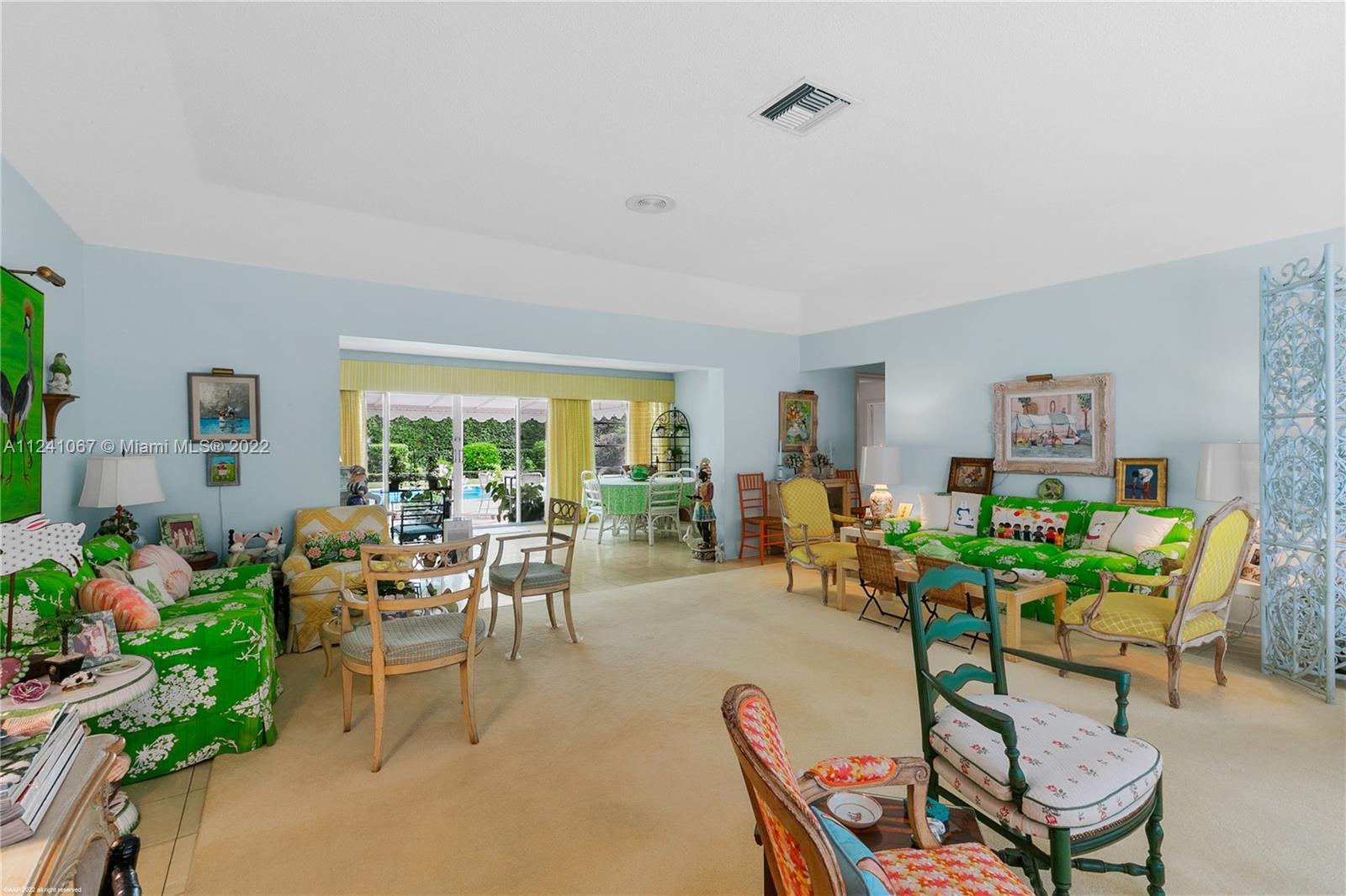 ISLAND BEACH THE REVISED - Residential