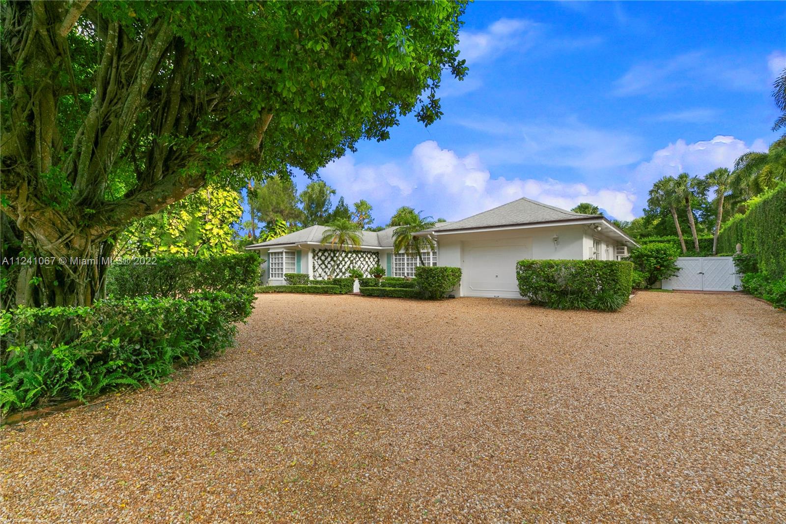 ISLAND BEACH THE REVISED - Residential