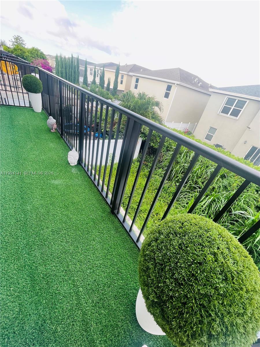 CEDAR AT KEYS GATE - Residential
