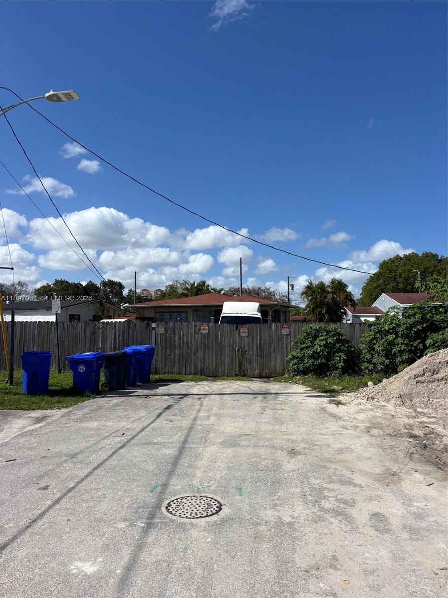 THE PINES - Residential