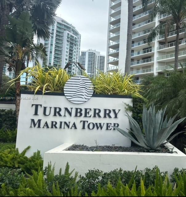 MARINA TOWER CONDO - Residential