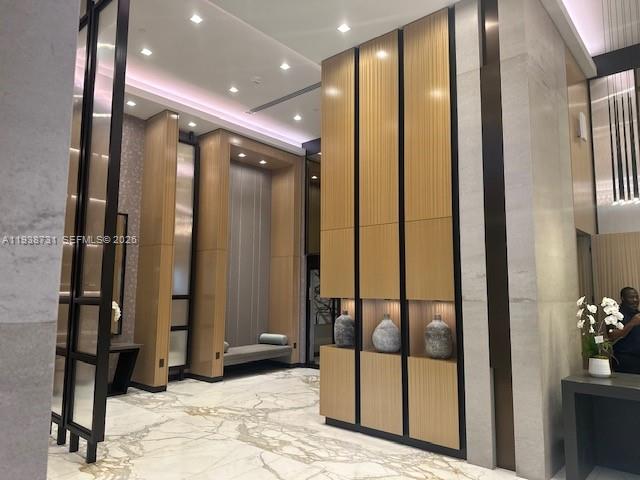 MARINA TOWER CONDO - Residential