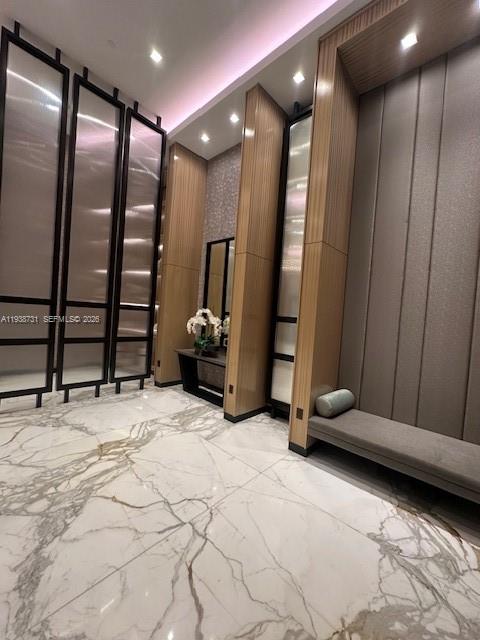 MARINA TOWER CONDO - Residential