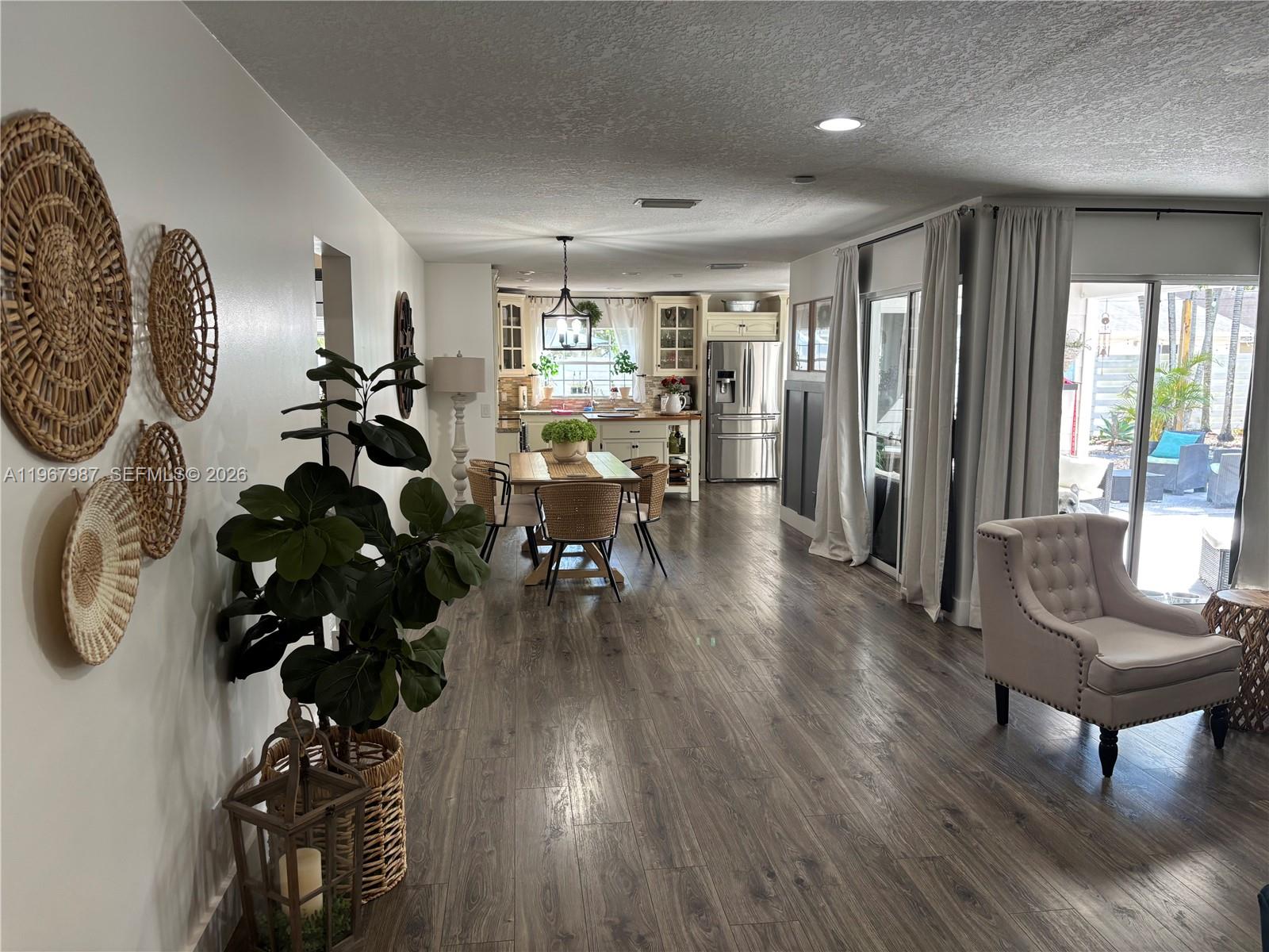 COUNTRY WALK SEC 2 - Residential