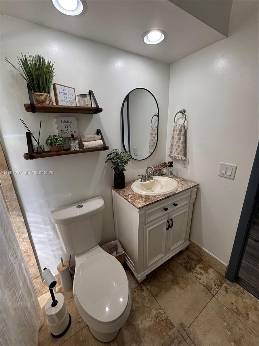 COUNTRY WALK SEC 2 - Residential