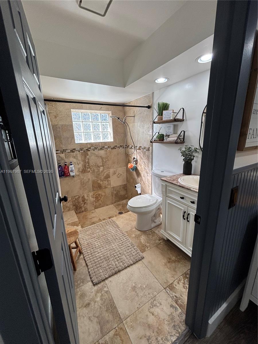 COUNTRY WALK SEC 2 - Residential