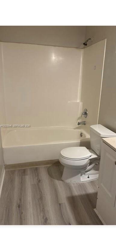 L D C ESTATES - Residential Lease