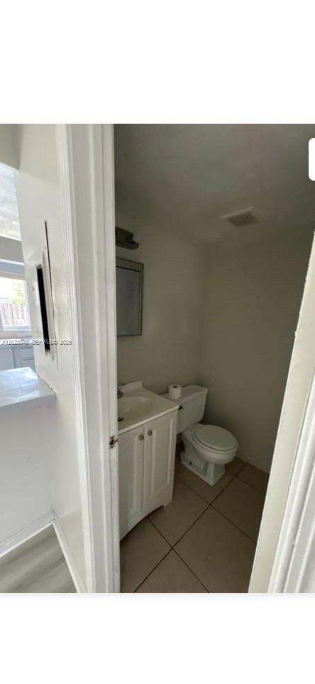 L D C ESTATES - Residential Lease