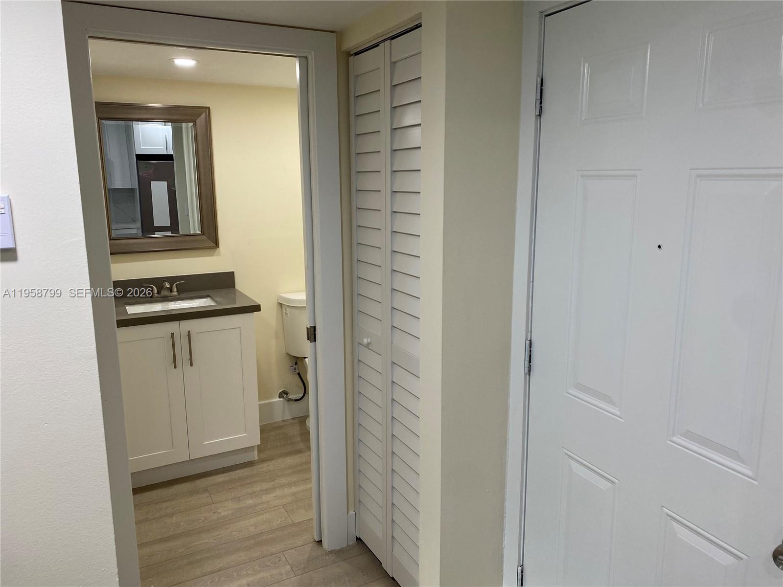 THE GARDENS OF KENDALL CO - Residential Lease