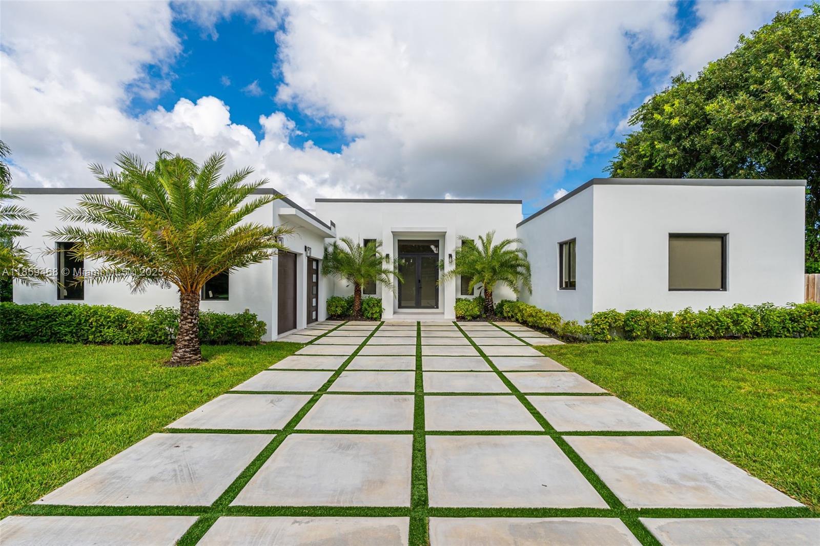 CAROLE HELMS MANOR - Residential