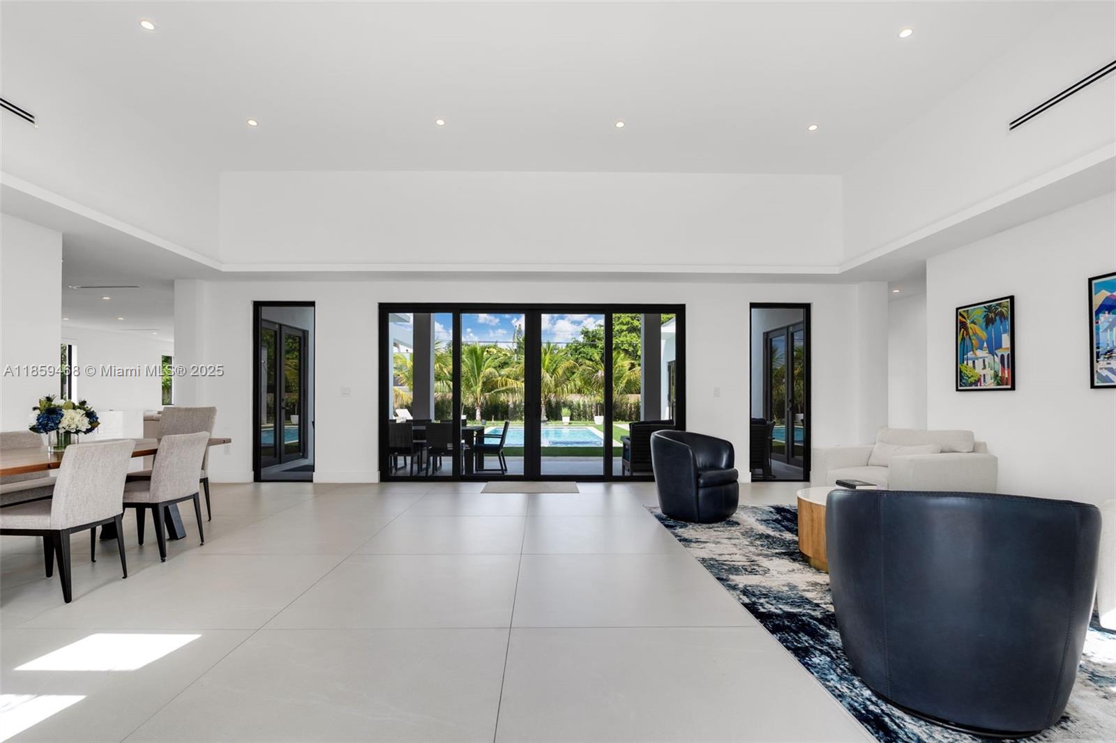 CAROLE HELMS MANOR - Residential