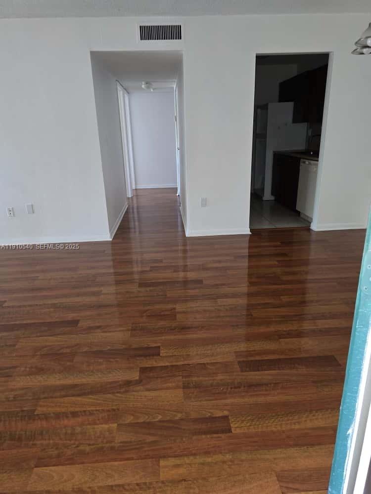 MAGNOLIA LANE CONDO - Residential Lease