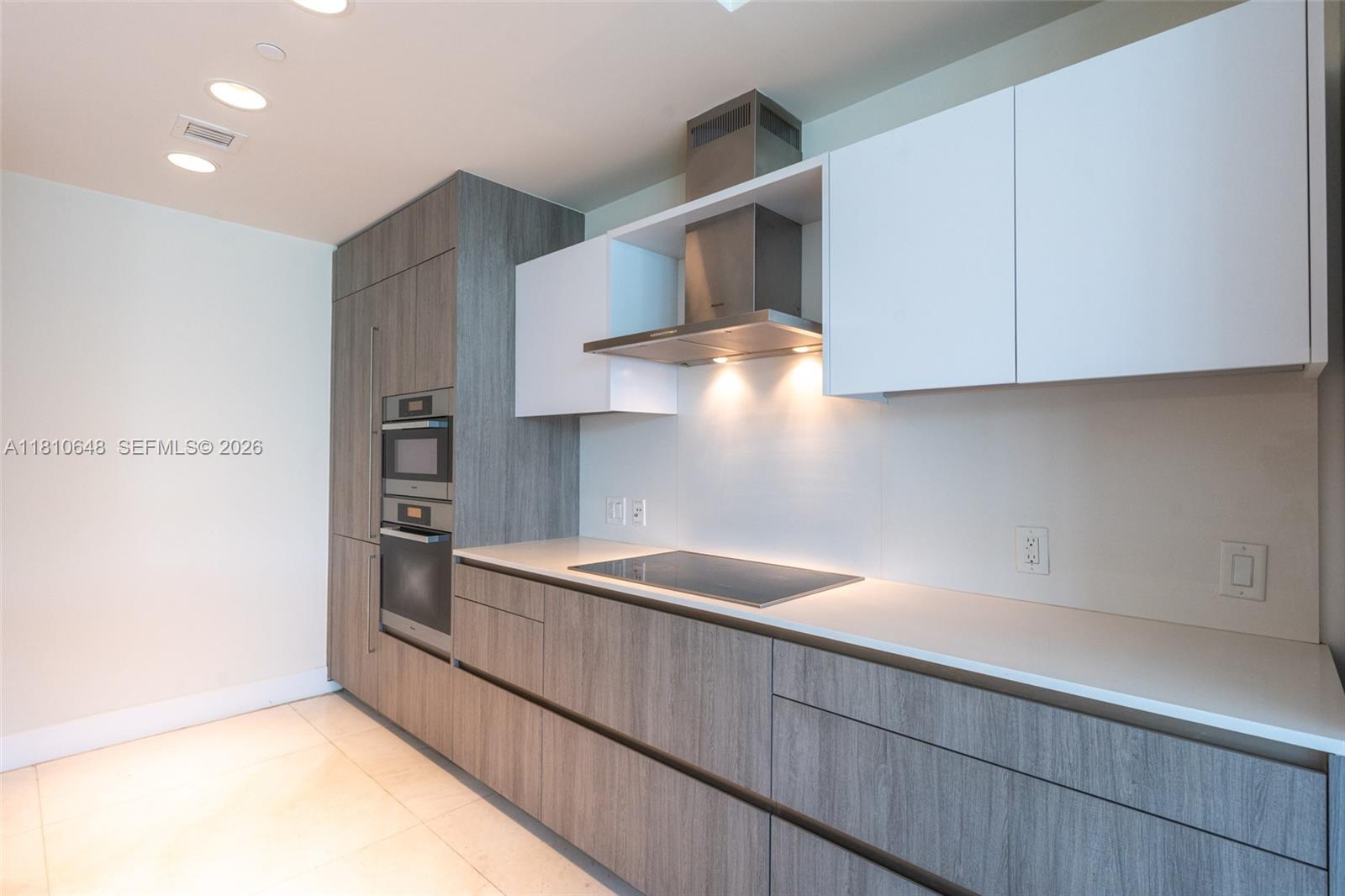 OCEANA KEY BISCAYNE CONDO - Residential