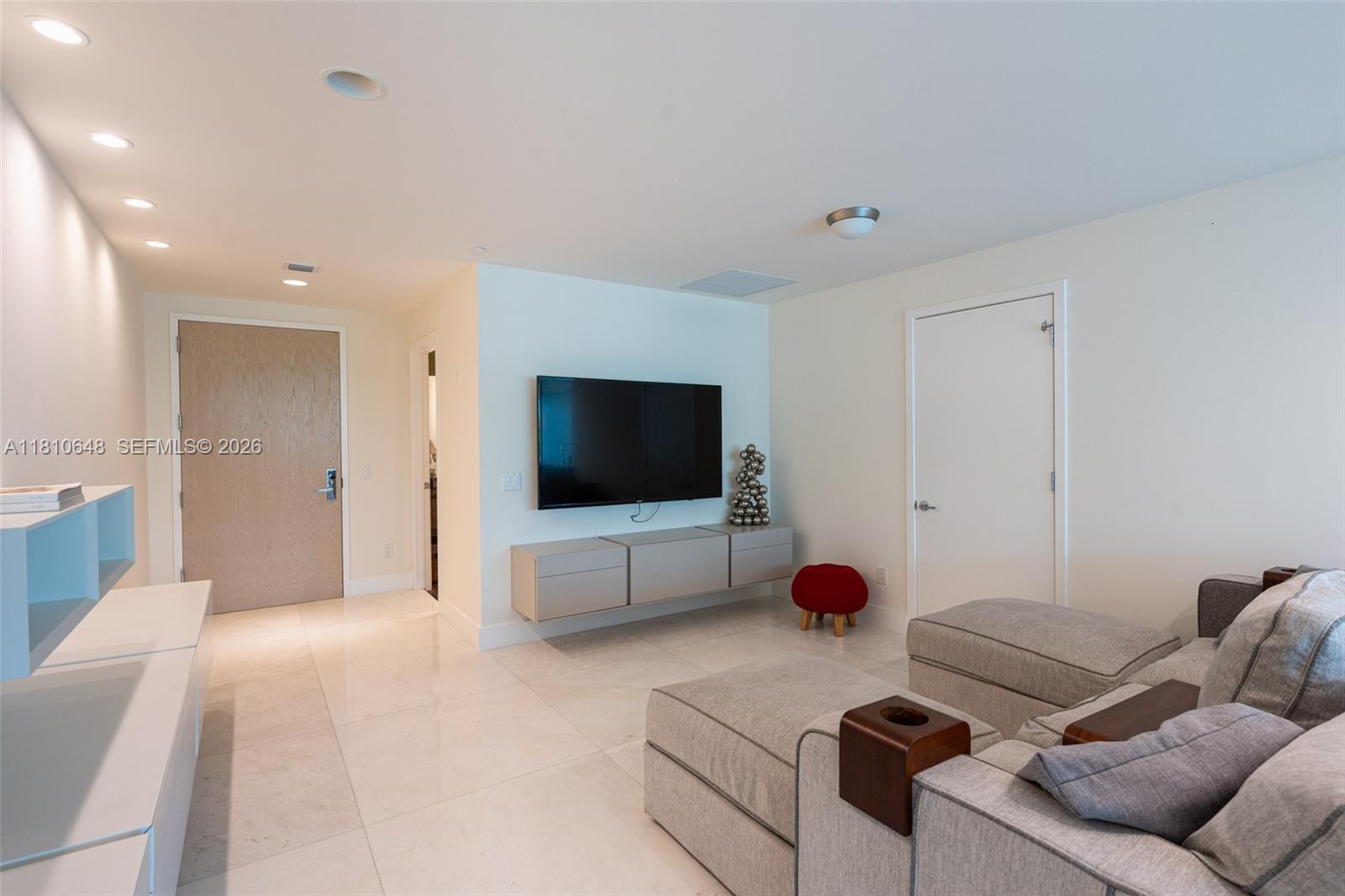 OCEANA KEY BISCAYNE CONDO - Residential