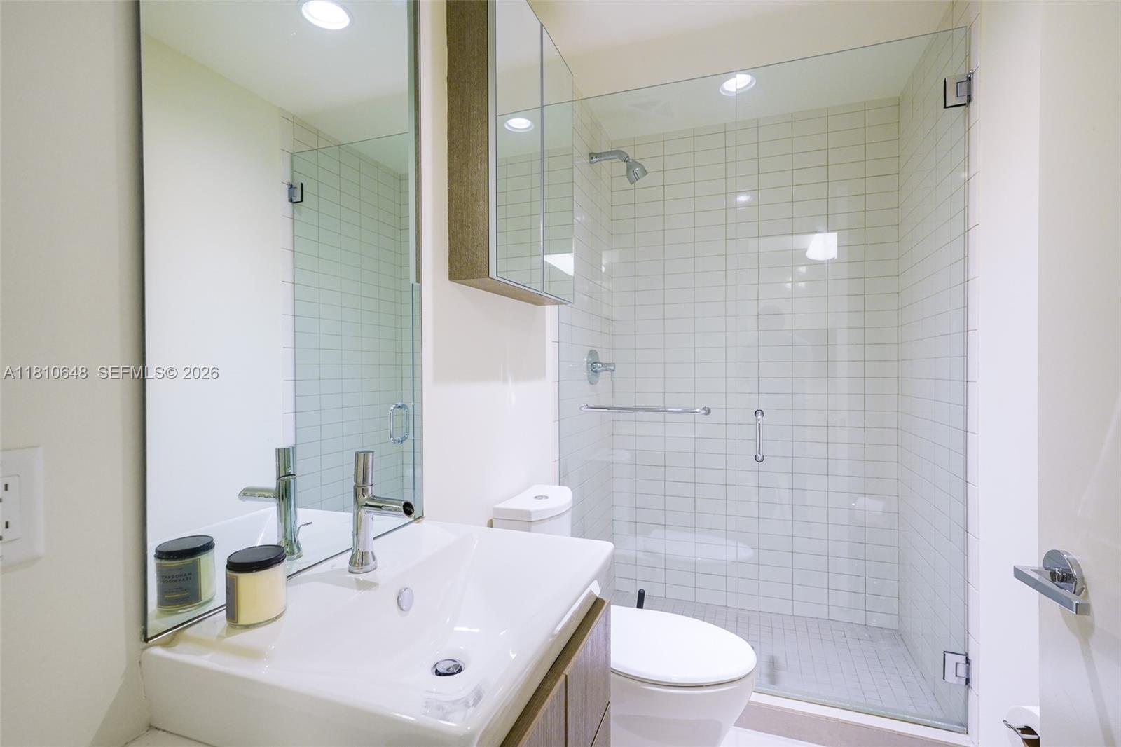 OCEANA KEY BISCAYNE CONDO - Residential