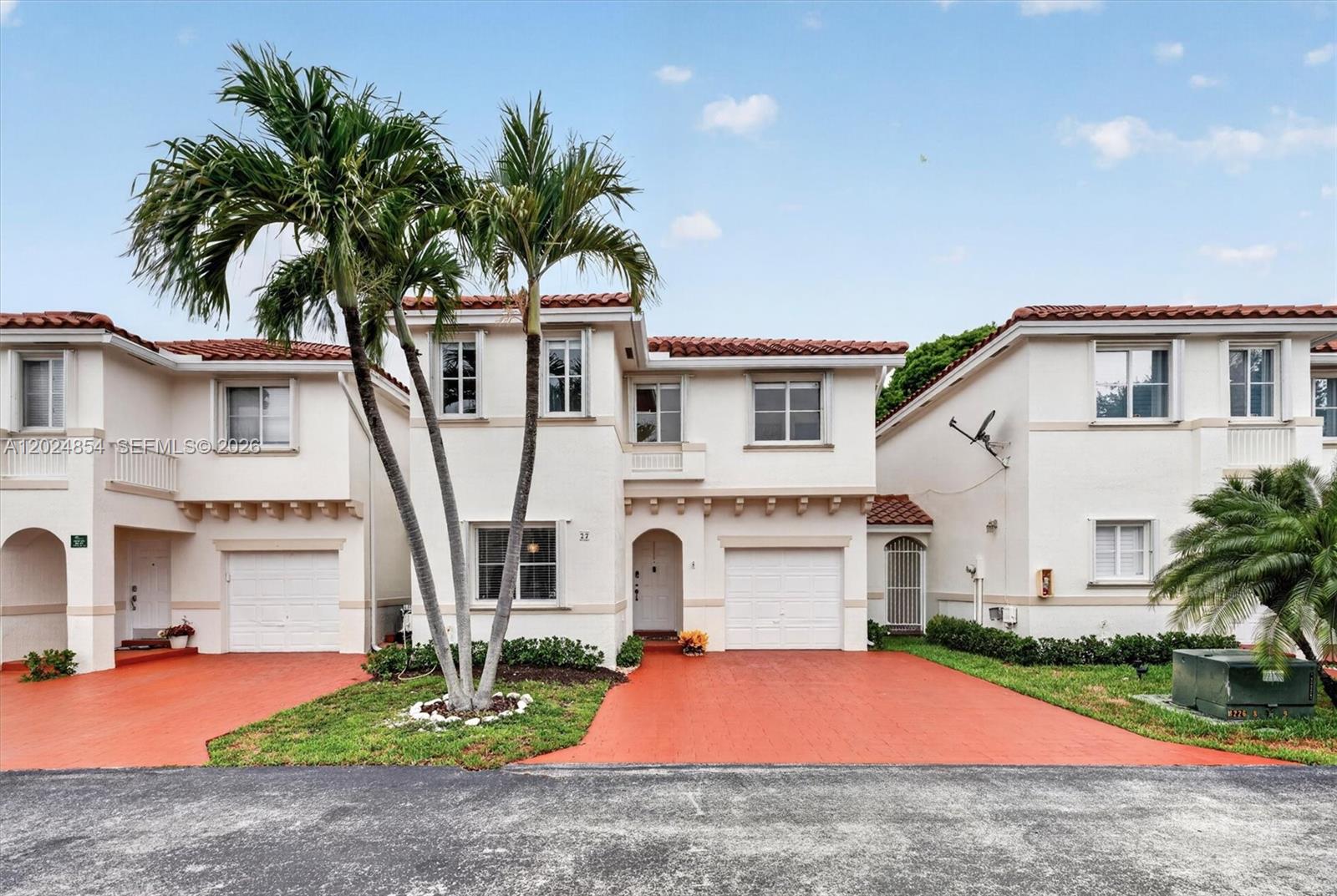 MAHOGANY ISLE HOMES CONDO - Residential