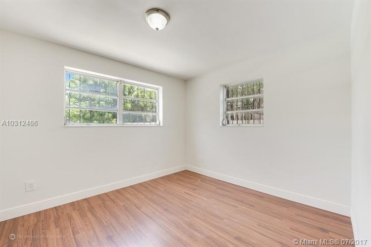 SO MIAMI HEIGHTS ADDN J - Residential