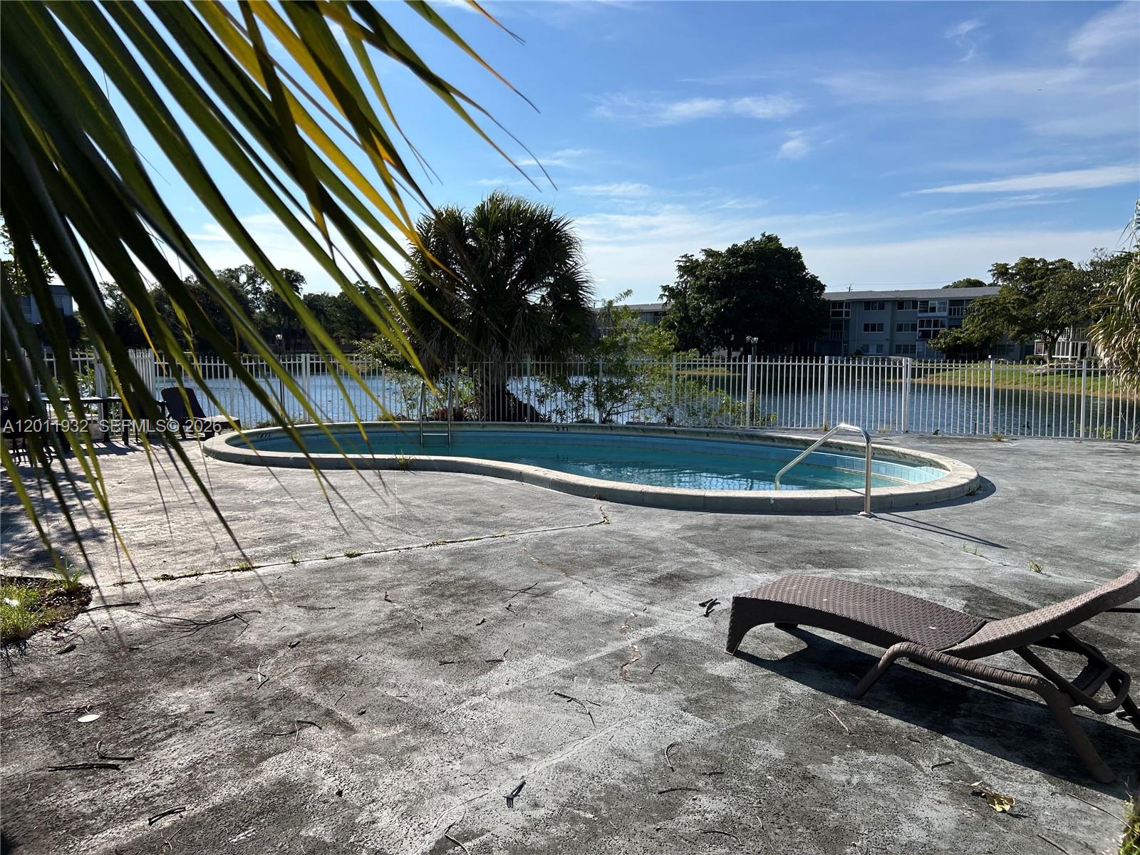 SHORE HOUSE CONDO - Residential
