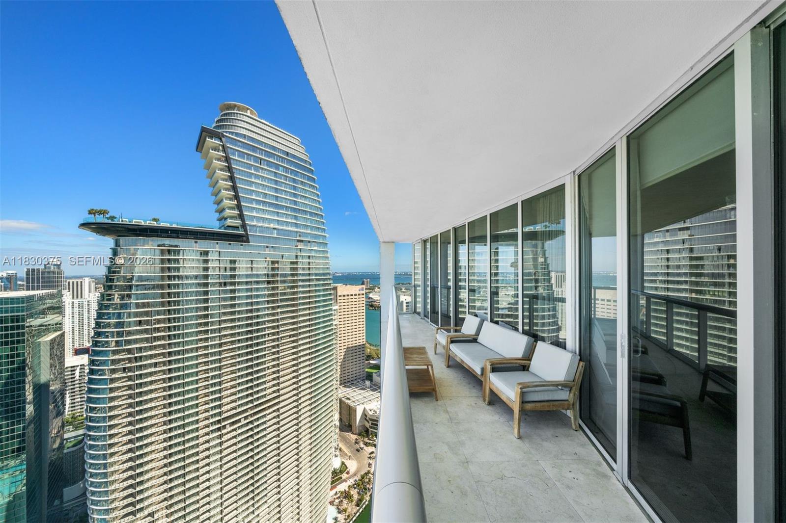 ICONBRICKELL CONDO NO 1 - Residential