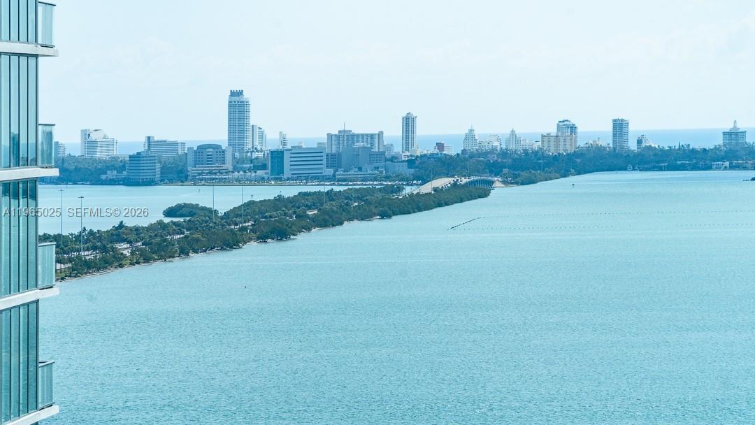 PARAISO BAY CONDO - Residential