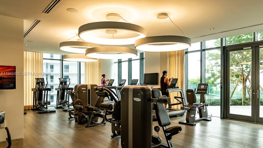 PARAISO BAY CONDO - Residential