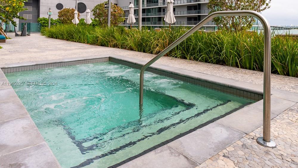 PARAISO BAY CONDO - Residential