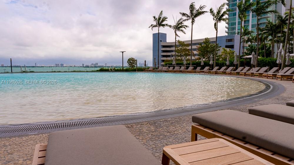 PARAISO BAY CONDO - Residential