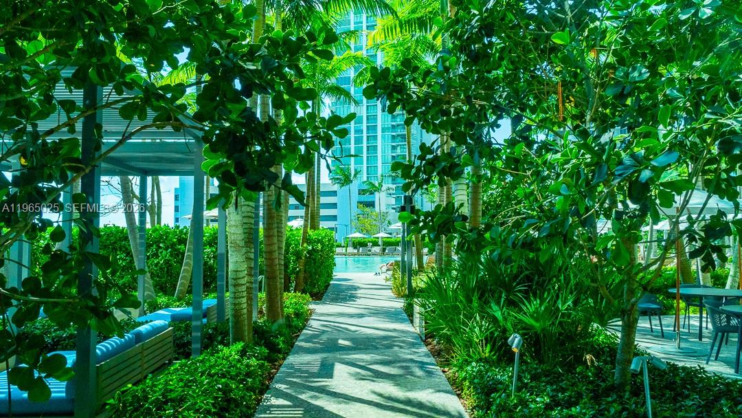 PARAISO BAY CONDO - Residential