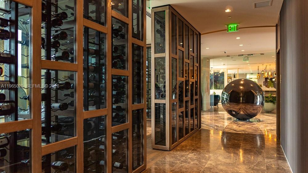 PARAISO BAY CONDO - Residential