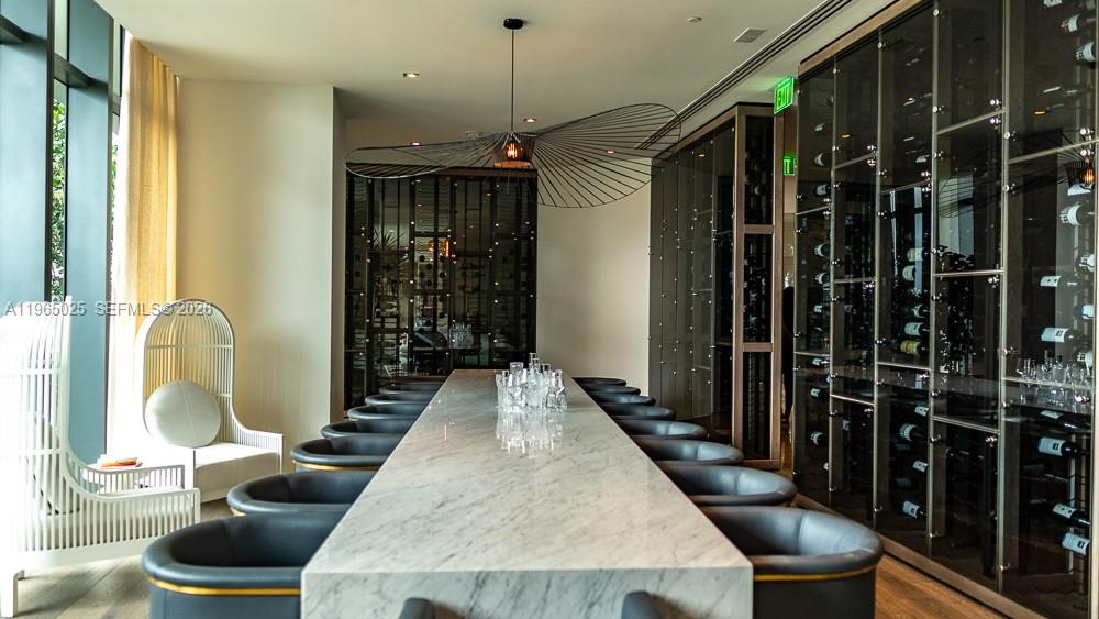 PARAISO BAY CONDO - Residential