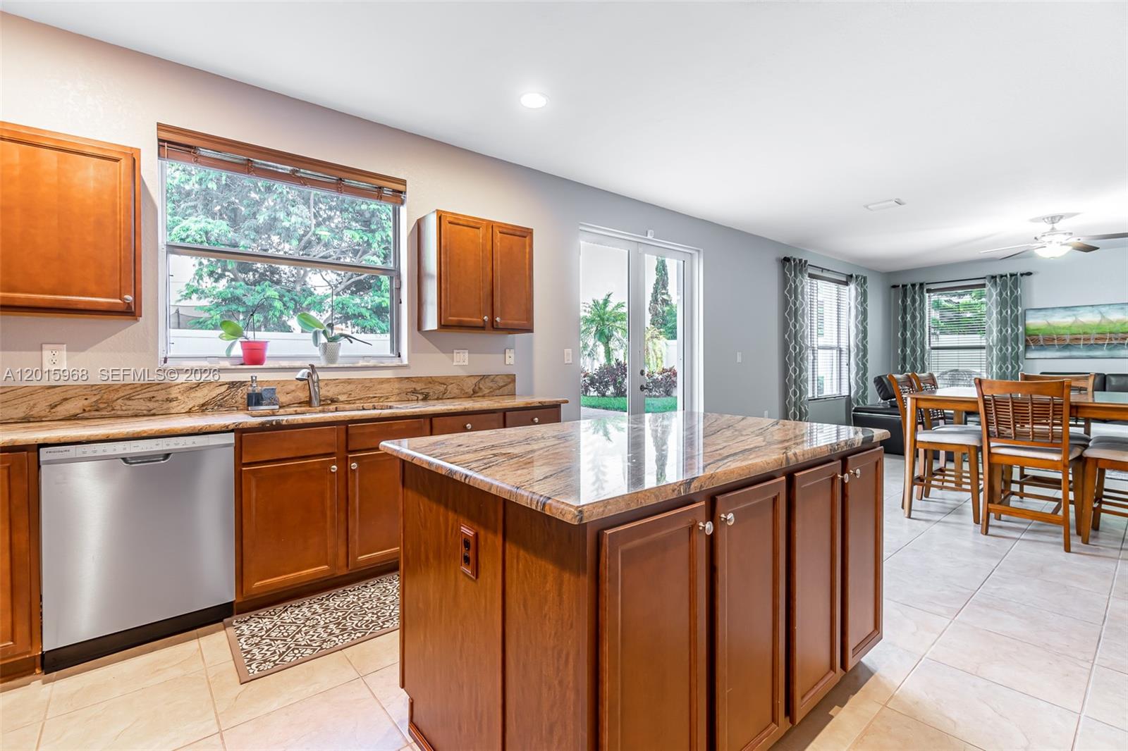 KENDALL COMMONS RESIDENTI - Residential