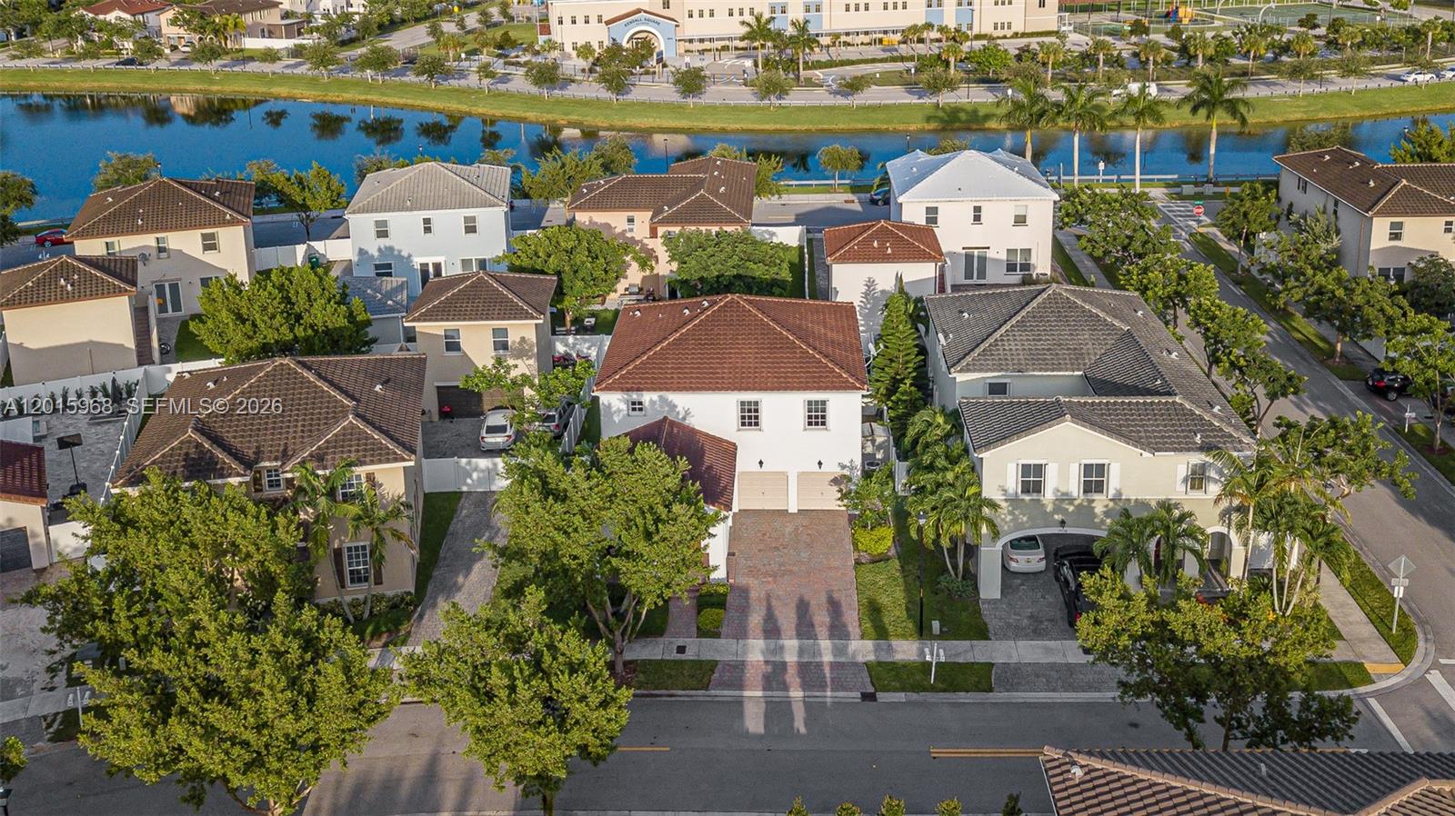 KENDALL COMMONS RESIDENTI - Residential