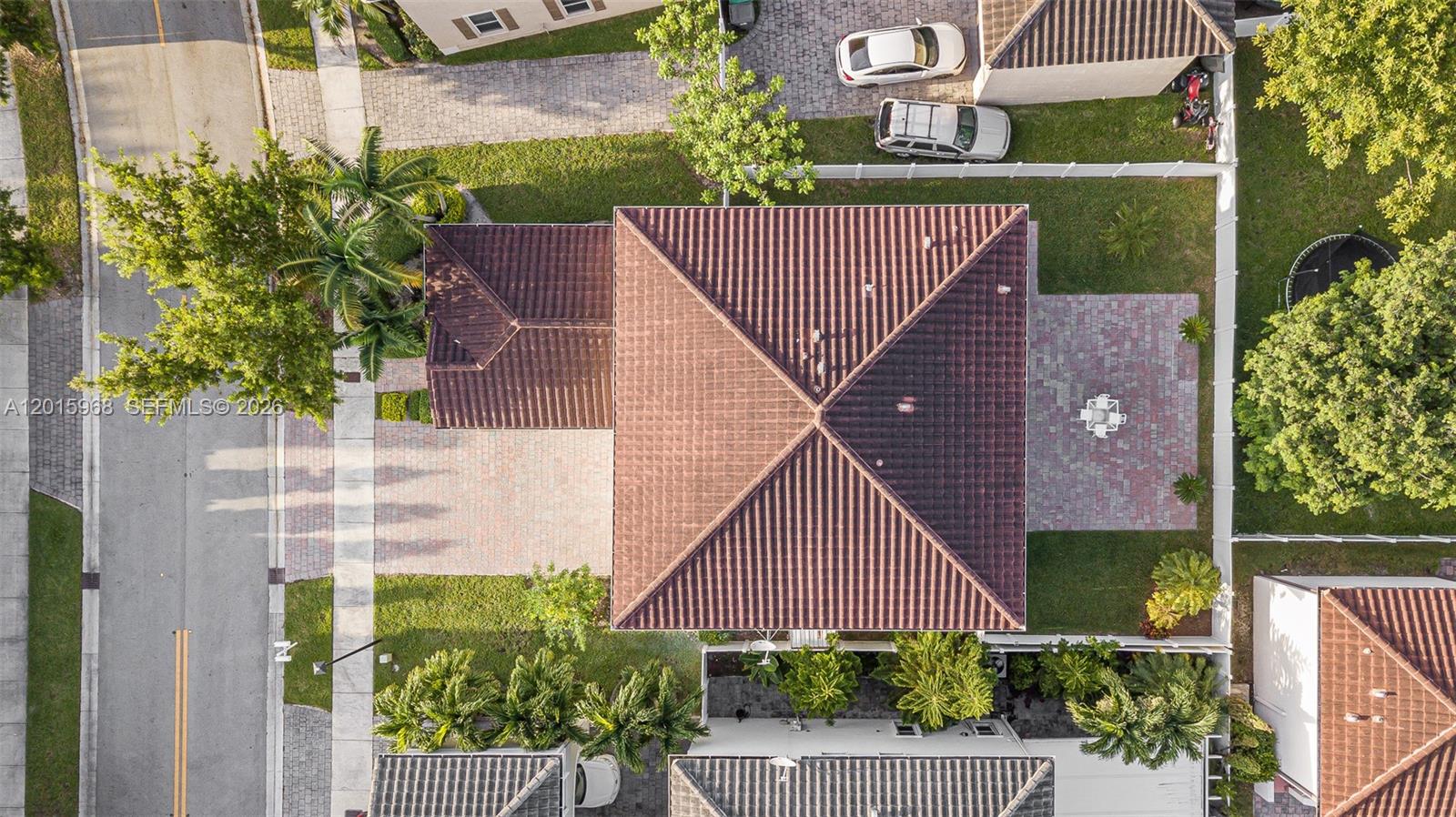 KENDALL COMMONS RESIDENTI - Residential
