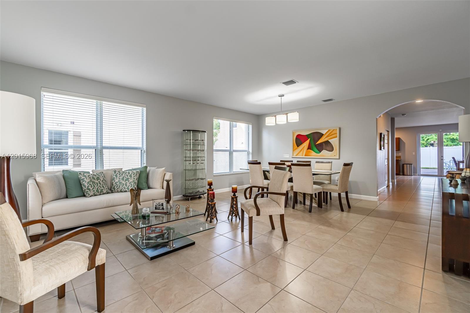 KENDALL COMMONS RESIDENTI - Residential