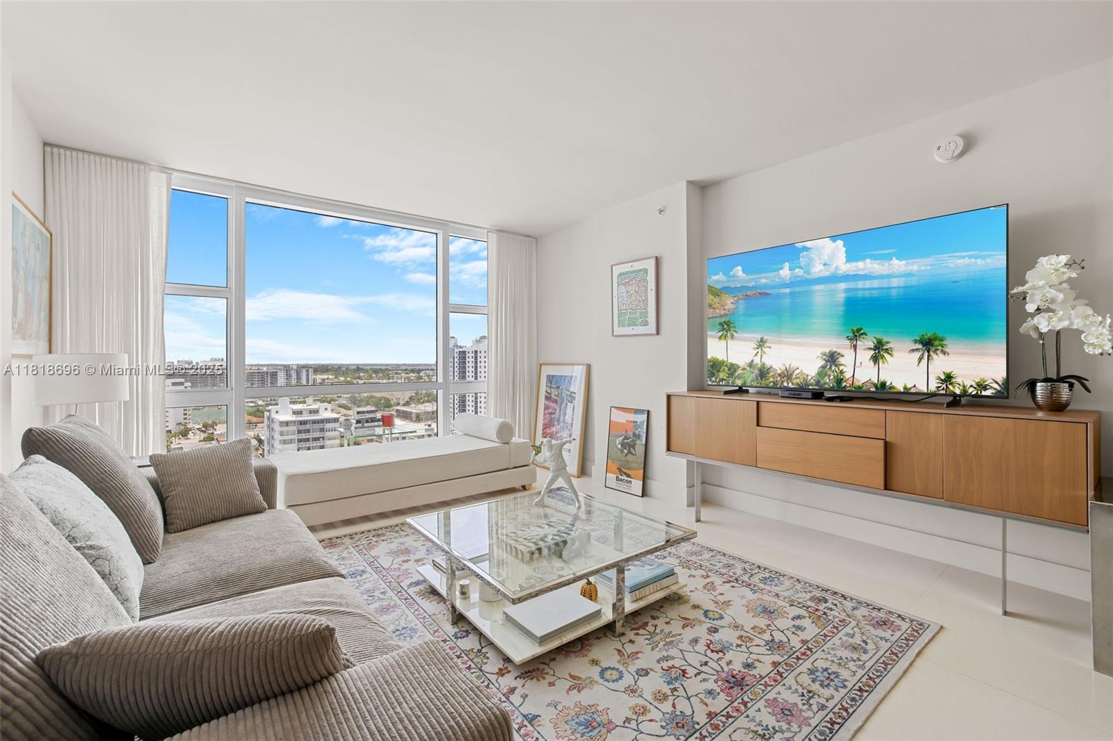 CENTRAL CARILLON BEACH - Residential