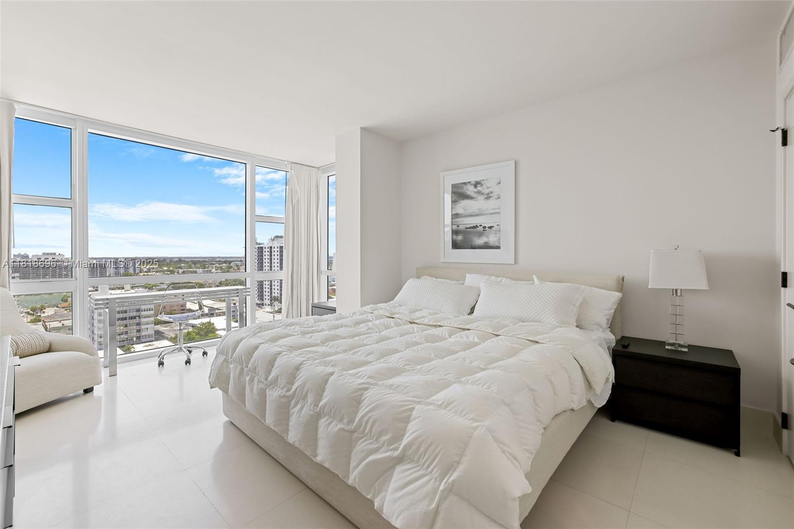 CENTRAL CARILLON BEACH - Residential