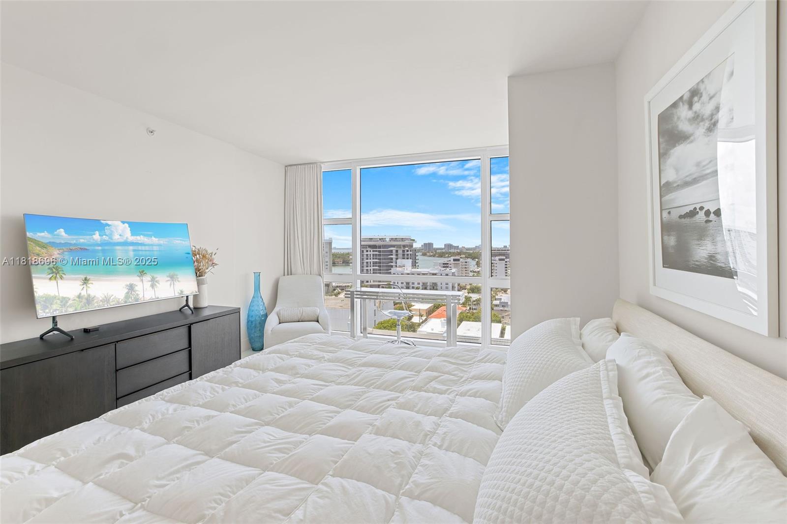 CENTRAL CARILLON BEACH - Residential