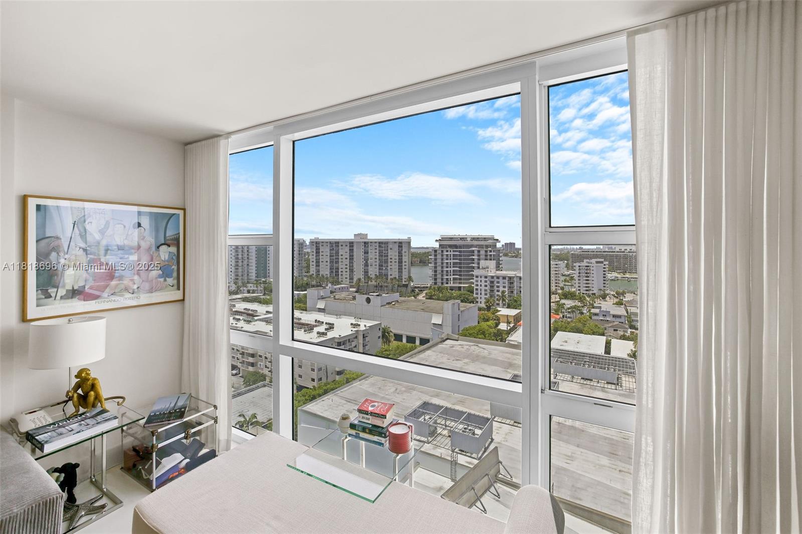 CENTRAL CARILLON BEACH - Residential