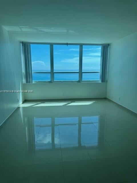 Welcome to Paradise on Miami Beach’s Iconic Millionaire’s Row! Perched on a high floor with direct ocean views, this sophisticated condo-hotel studio offers the ultimate blend of luxury, convenience, and income potential. Whether you're looking for a personal beachfront escape or a lucrative short-term rental, this property delivers. With no rental restrictions, you can maximize your returns through platforms like Airbnb or opt for hassle-free hosting with on-site rental management. Enjoy an all-inclusive maintenance package that covers electricity, water, cable, and valet parking—keeping ownership truly stress-free. Resort-style amenities include Direct beach access, Oceanfront dining,
state-of-the-art fitness center, Convenience store, 24/7 valet and security.