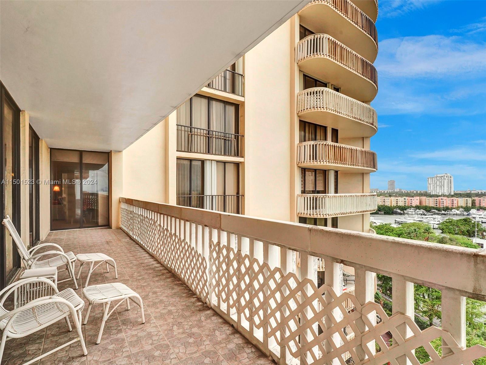 TURNBERRY TOWERS CONDO - Residential