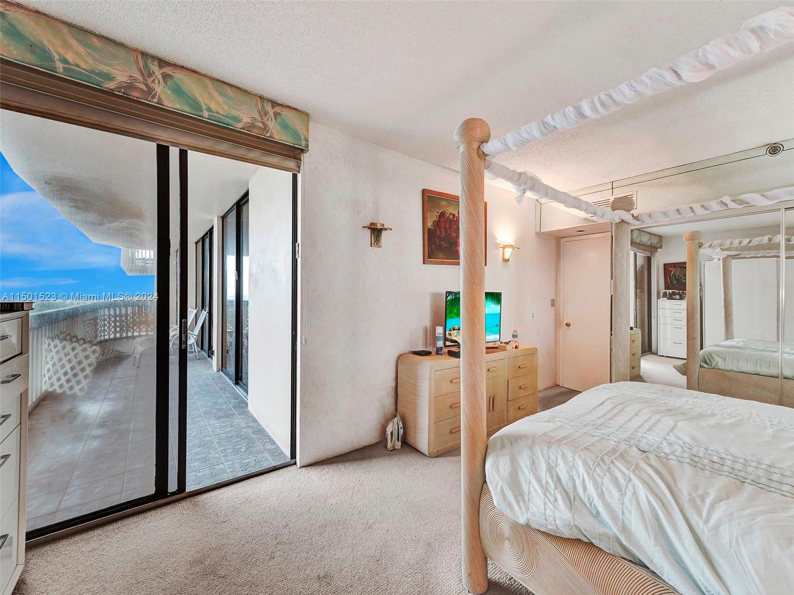 TURNBERRY TOWERS CONDO - Residential
