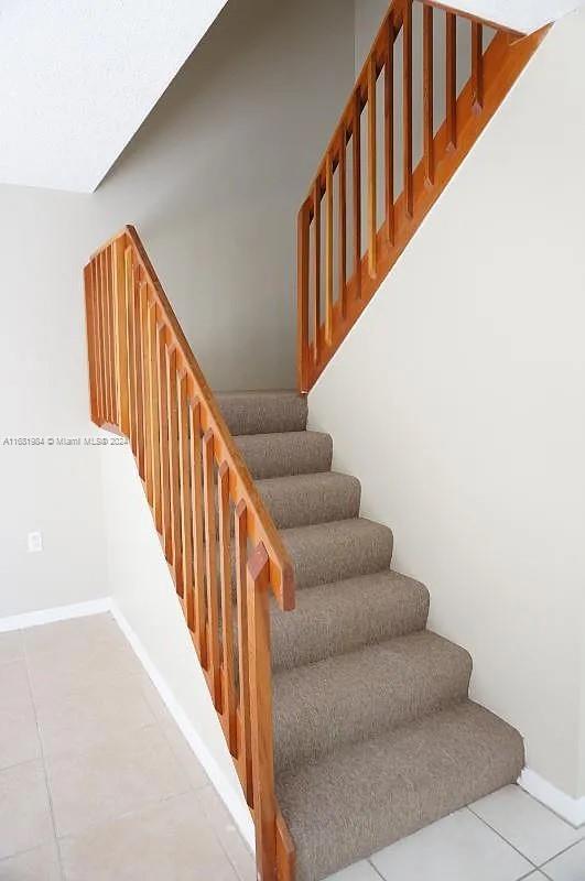 HERITAGE VILLAGE OF P B L - Residential