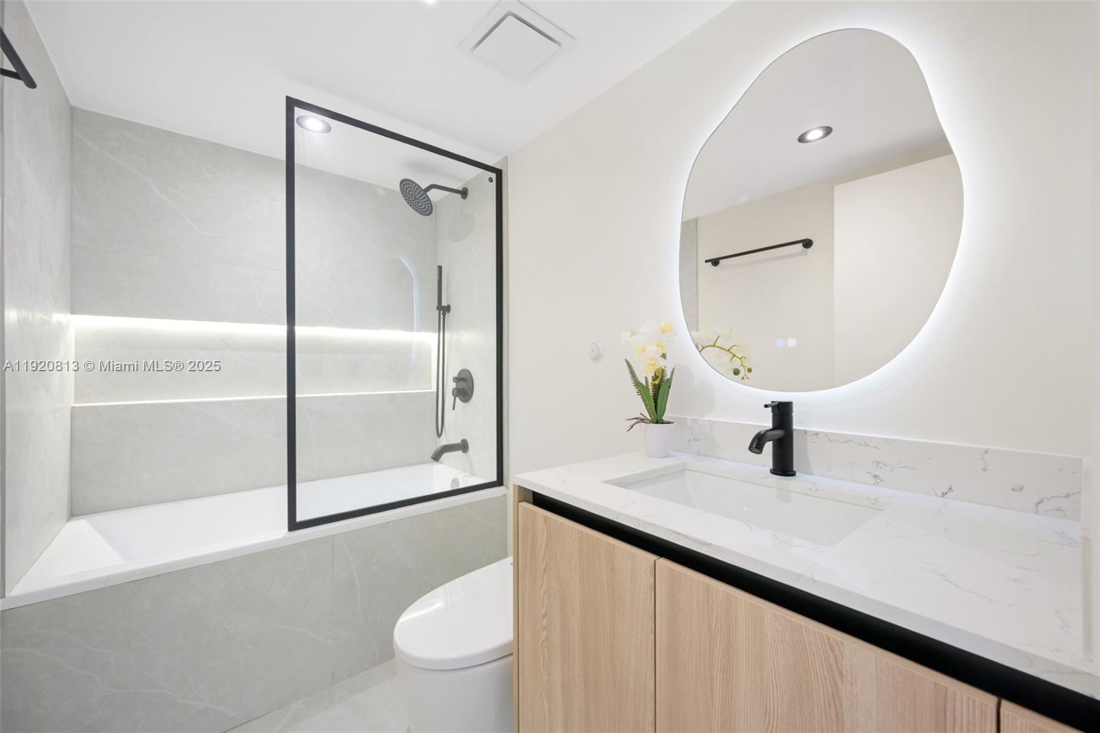 WATERVIEW CONDO - Residential