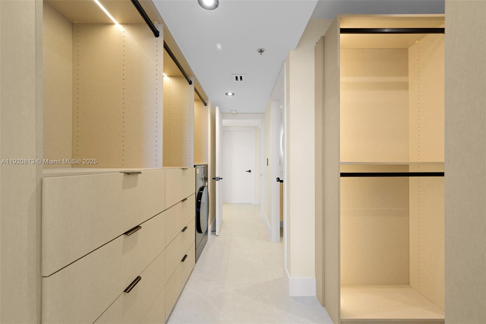 WATERVIEW CONDO - Residential